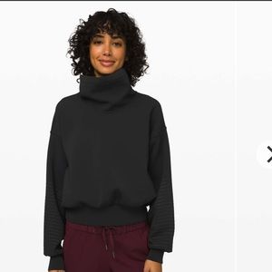 Lululemon Full Florish Pullover